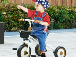 Tricycle AIYAPLAY